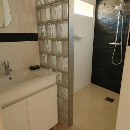 Casa 6 Personnes Quinta Pedras Da Lagoa * الكوباسا