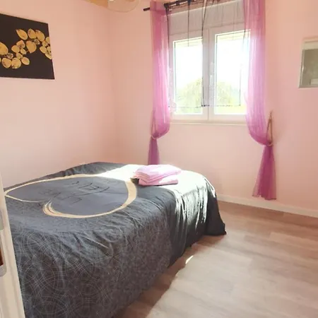 Casa 6 Personnes Quinta Pedras Da Lagoa بيت للعطل